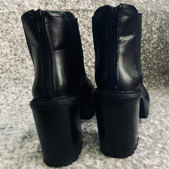 madden girl platform boots - Picture 2 of 6